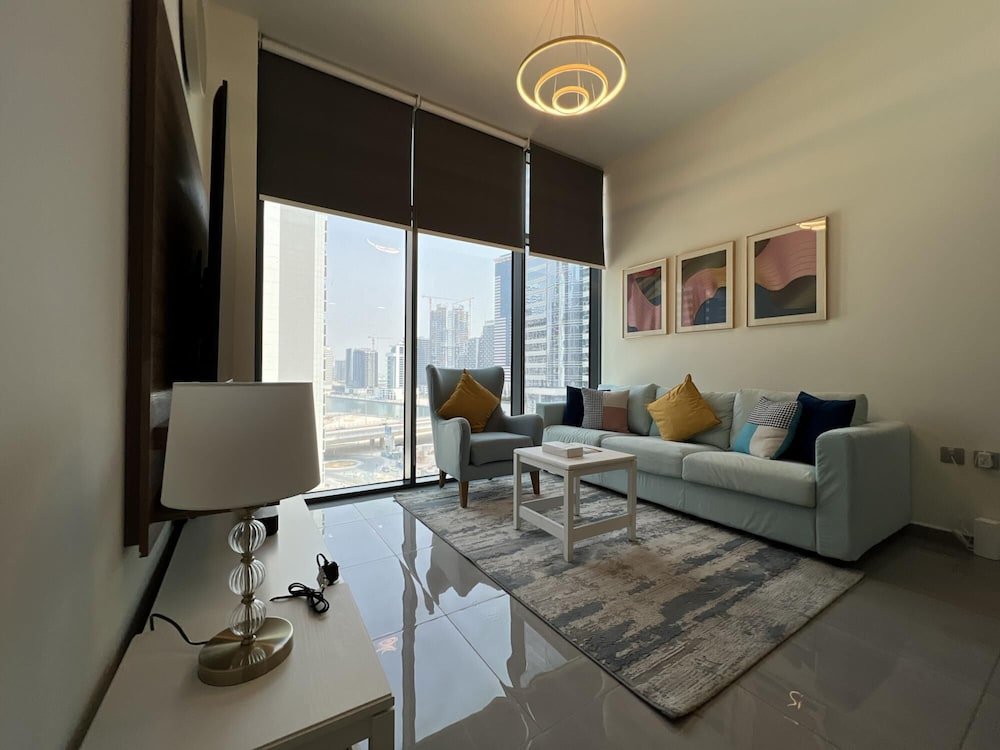 Дубай: Business Bay - Merano Tower 1013