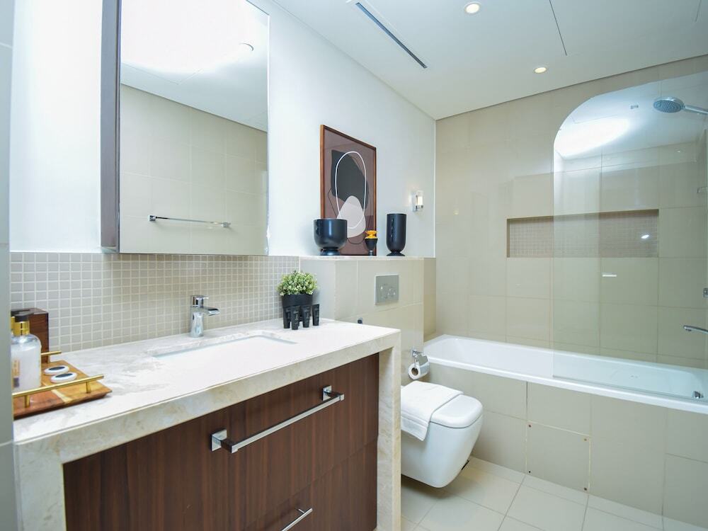 Дубай: 360 Vacation - Luxurious 1BR-Mall Access