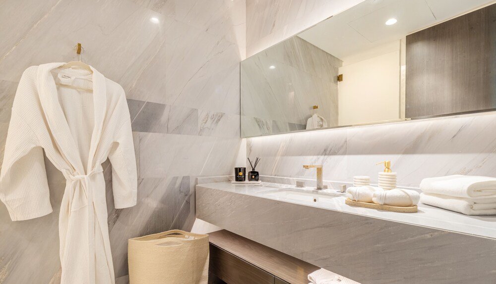 Дубай: Manzil - 4BR | FIVE Palm | Private Pool & Beach