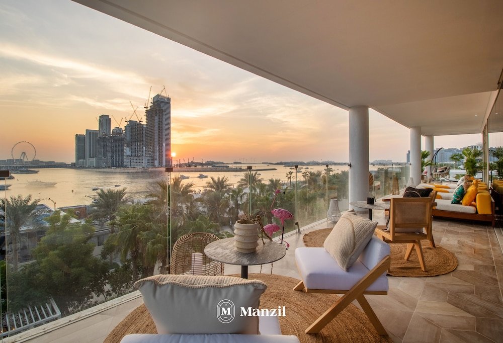 Дубай: Manzil - 4BR | FIVE Palm | Private Pool & Beach