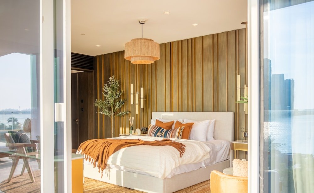 Дубай: Manzil - 4BR | FIVE Palm | Private Pool & Beach