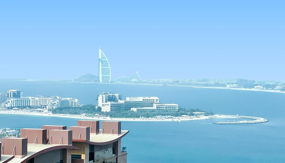 Дубай: bnbme | The Palm Tower | STUDIO