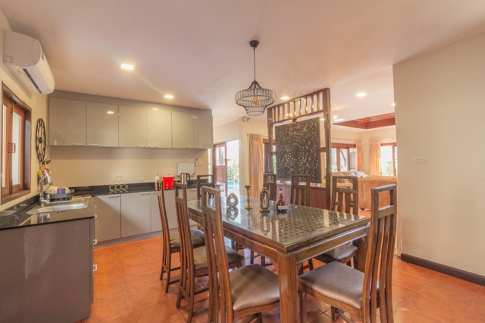 Паттайя: Bali Haven 3BDR Private Pool Villa