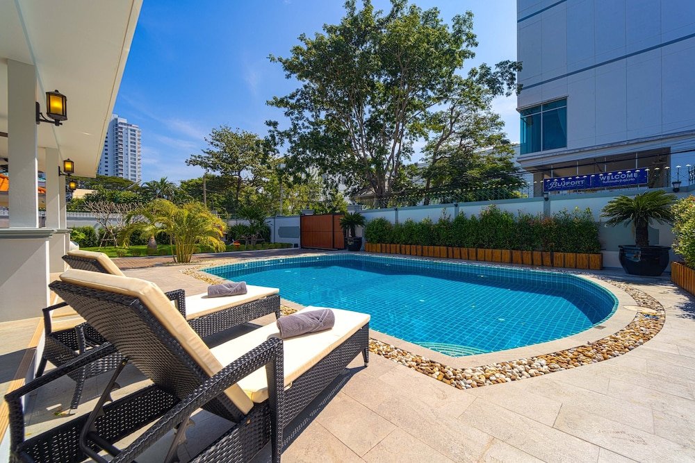 5 Bedroom Pool Villa In City Center- BV1 — фото 4
