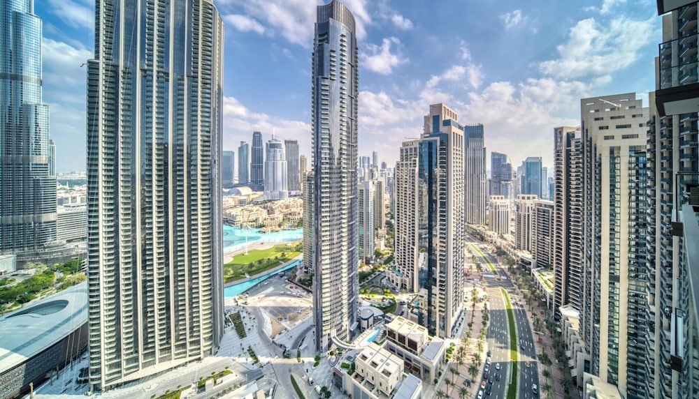 3BR M Downtown Retreat Overlooking Burj Khalifa, Dubai — фото 6