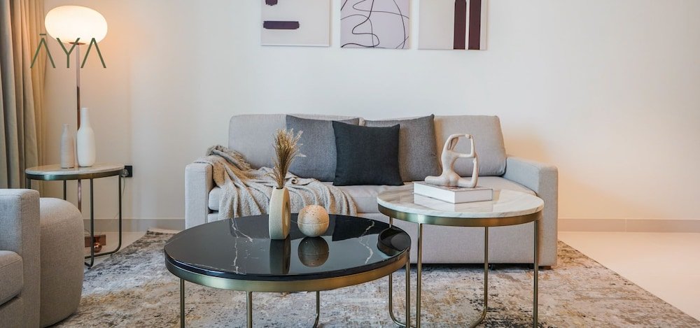 Дубай: Aya - Beachfront Apartment With all Amenities and Pool