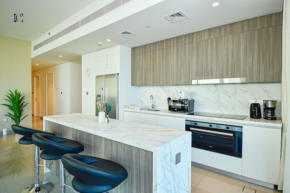Дубай: 3BR Paradise Unrivaled Ocean Views -BEAC