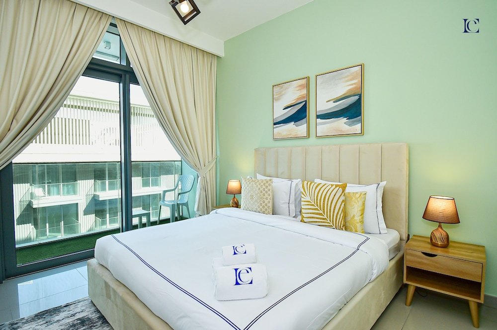 Дубай: 3BR Paradise Unrivaled Ocean Views -BEAC