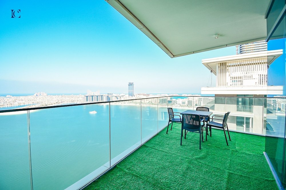 Дубай: 3BR Paradise Unrivaled Ocean Views -BEAC