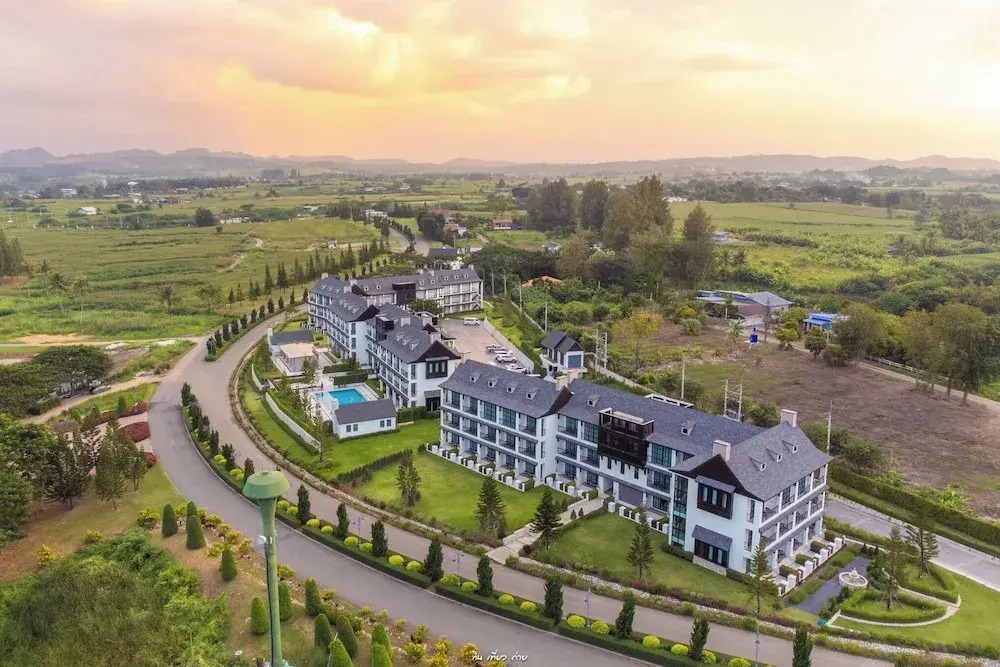 Пак-Чонг: Bergh Apton Khao Yai