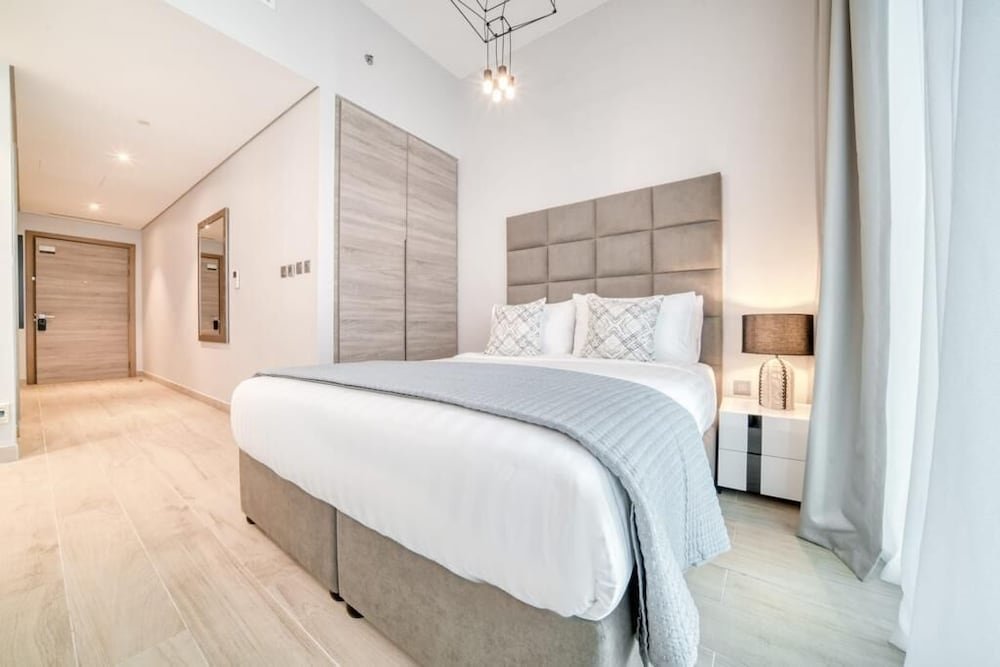 carousel image 5