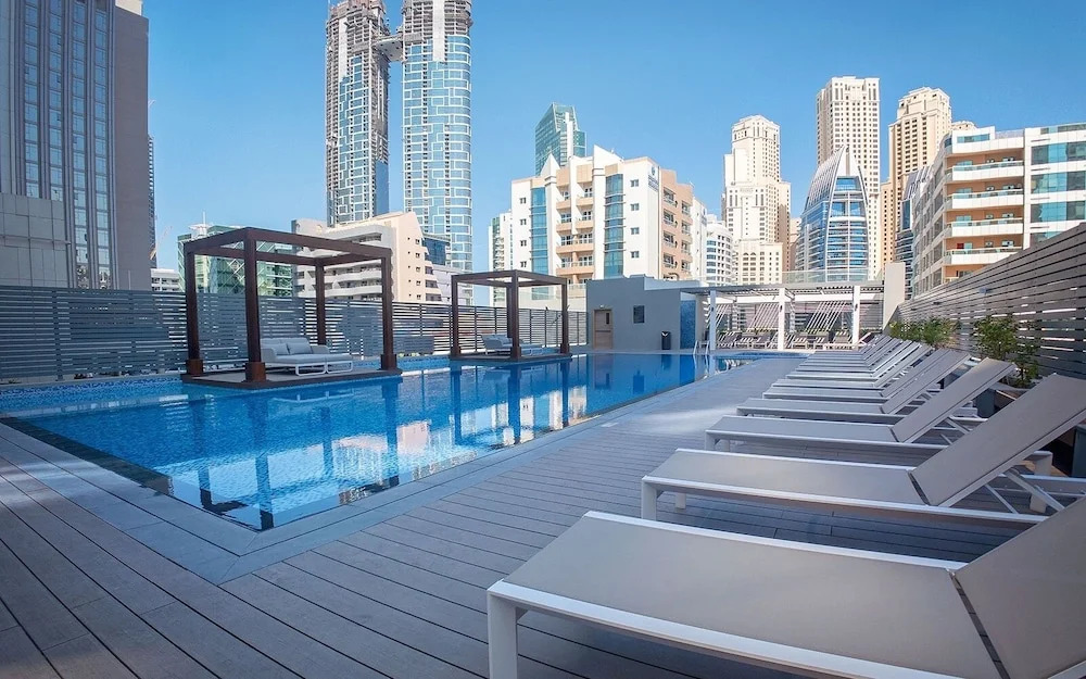 Дубай: Bright Studio With Mesmerizing Canal and City View