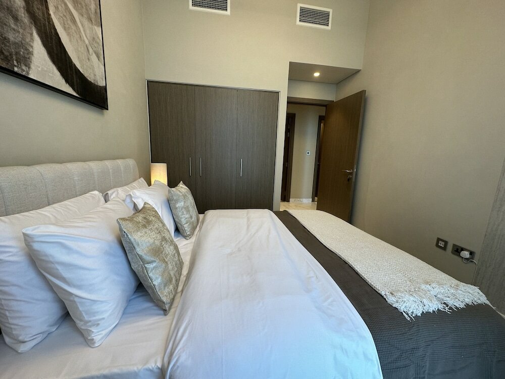 Дубай: Manzil 4BR Penthouse in Dubai Creek w Harbour View