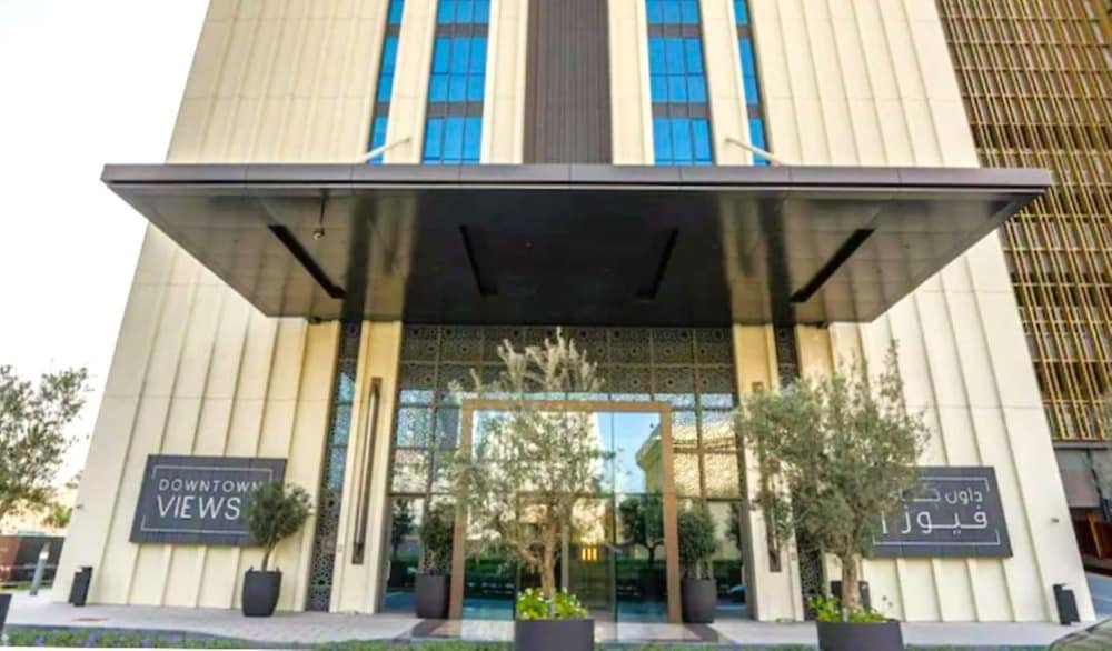 Дубай: Lavish 2BR in Downtown Views Close to Dubai Mall Burj Khalifa