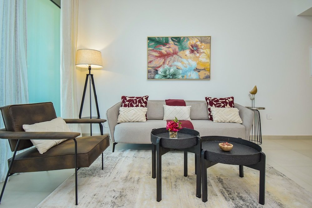 Дубай: Lavish 2BR in Downtown Views Close to Dubai Mall Burj Khalifa