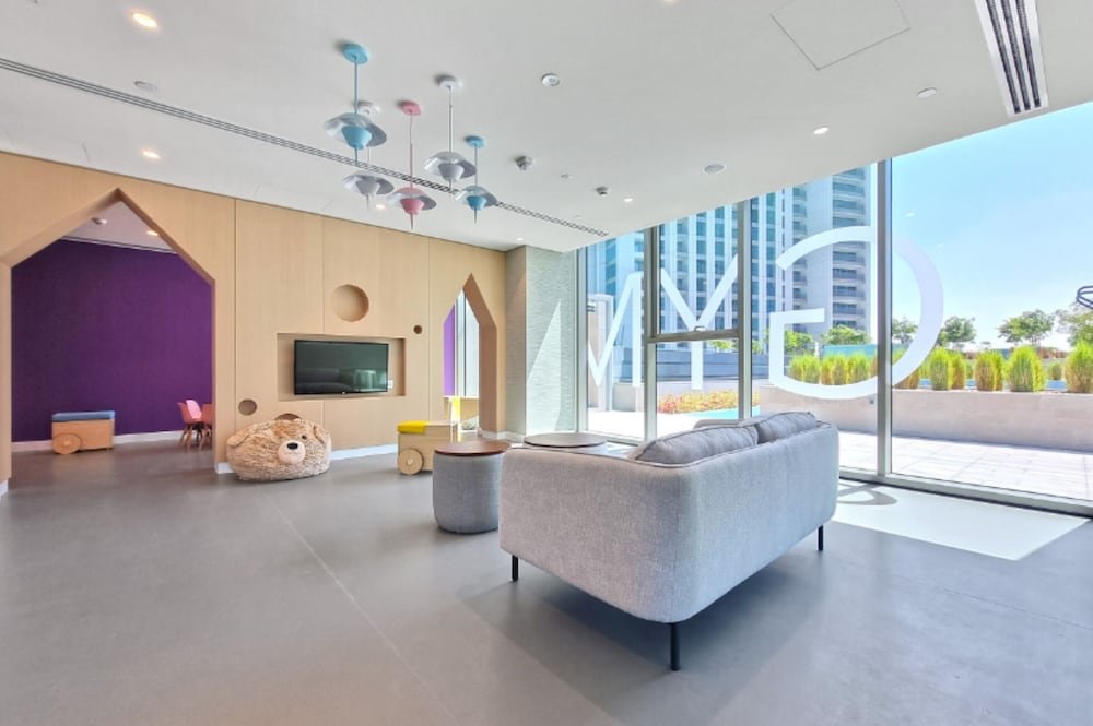 Дубай: Lavish 2BR in Downtown Views Close to Dubai Mall Burj Khalifa