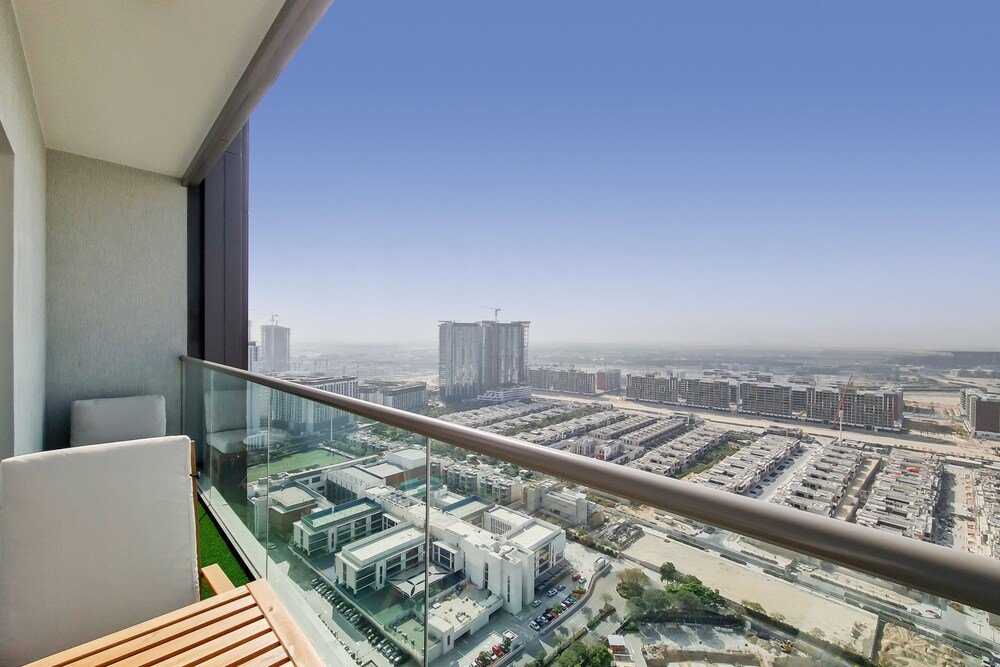 Дубай: Al Meydan - Creek Vista Reserve A 2809