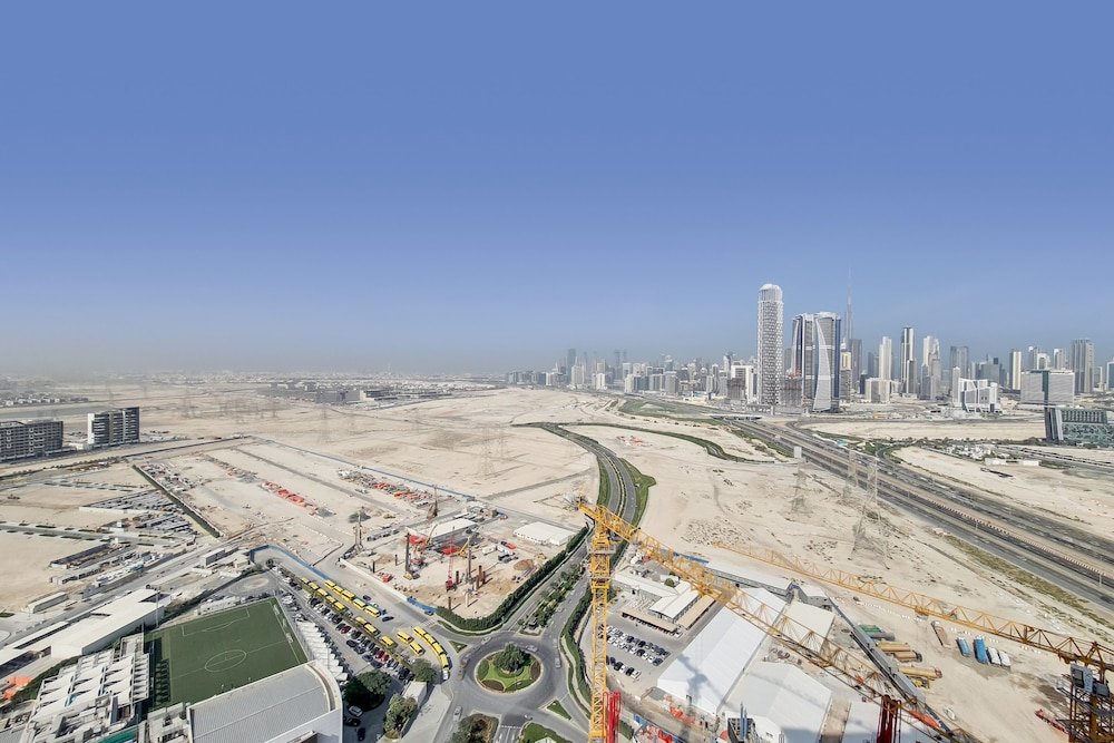 Дубай: Al Meydan - Creek Vista Reserve A 2809