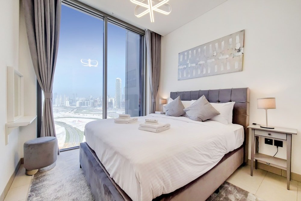 Дубай: Al Meydan - Creek Vista Reserve A 2809
