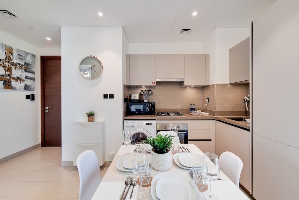 Дубай: Al Meydan - Creek Vista Reserve A 2809