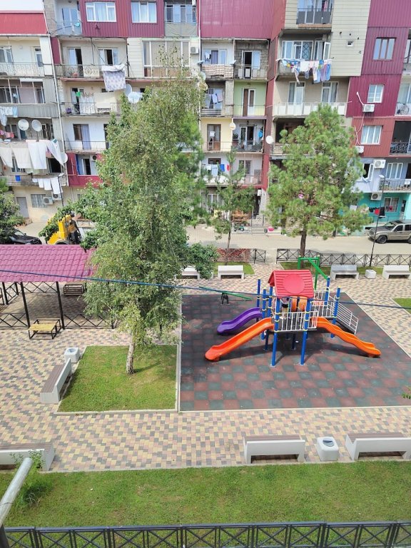 Кобулети: 3-room flat by the sea 0316