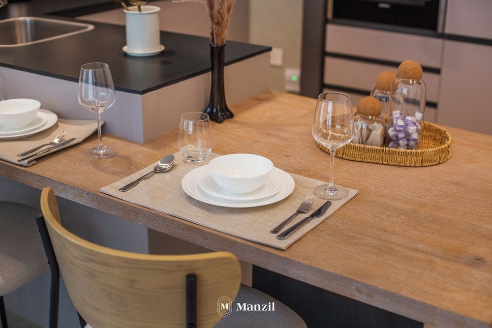 Дубай: Manzil - Modern 1BR Home in Sobha Hartland