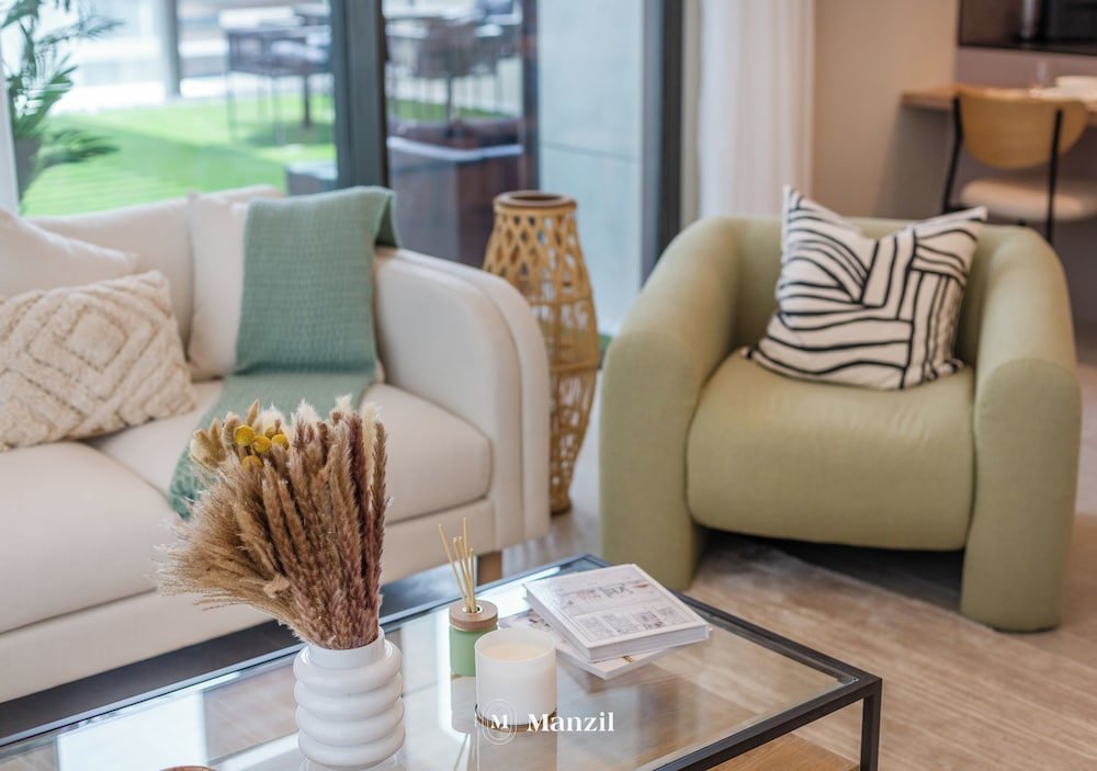 Дубай: Manzil - Modern 1BR Home in Sobha Hartland