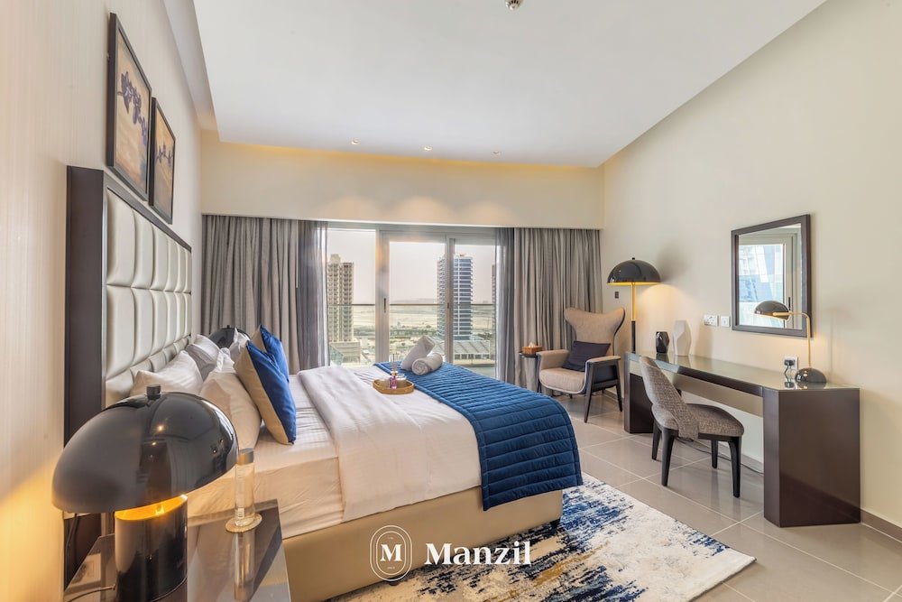 Дубай: Manzil - Designer 1 BR Apt near Burj & Dubai Mall