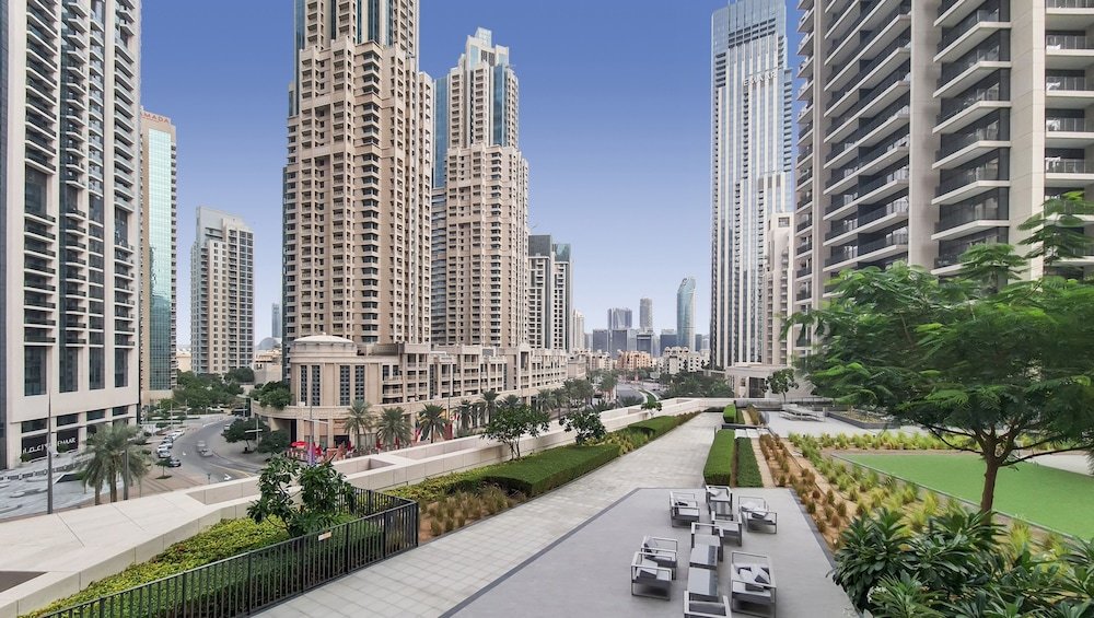 Дубай: Designer 3 BR w/ walking distance to Dubai Mall