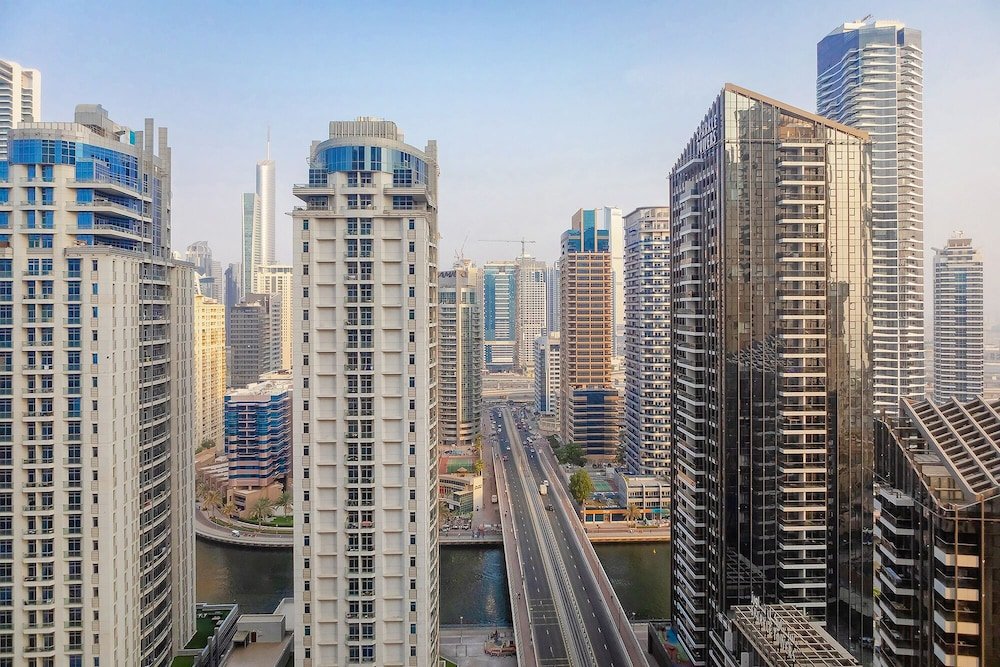 Дубай: 2BR apartment 2 minutes to beach Amwaj 4