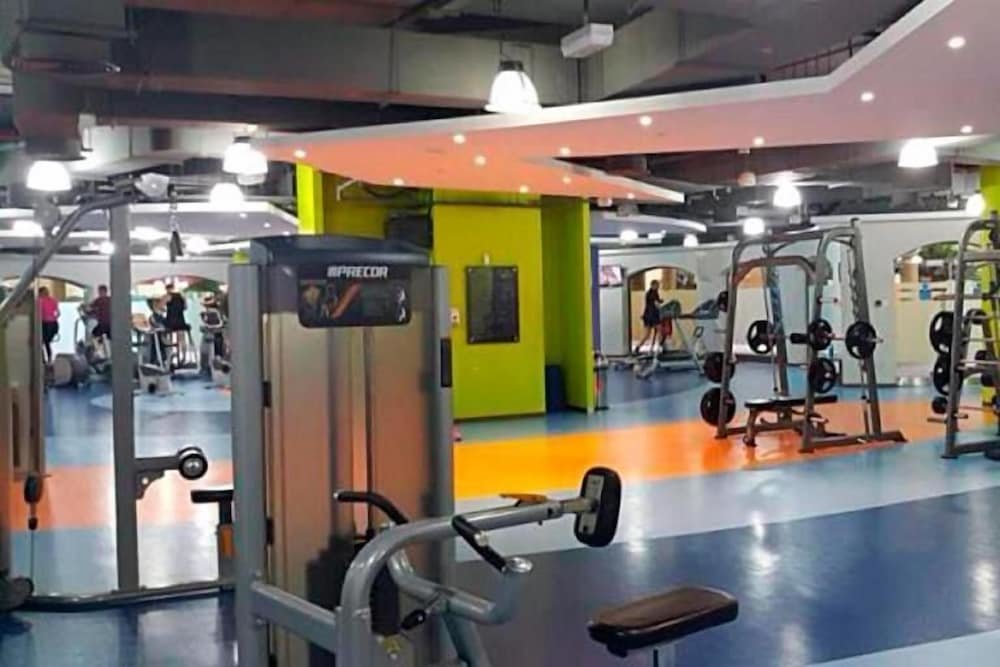Дубай: 2BR apartment 2 minutes to beach Amwaj 4