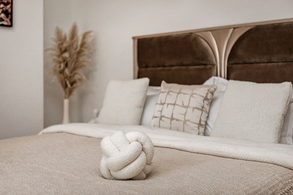 Дубай: 2BR apartment 2 minutes to beach Amwaj 4