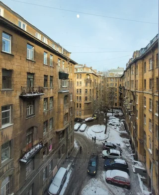 Санкт-Петербург: Меблированные комнаты Счастливая Матрешка на Лиговском 44