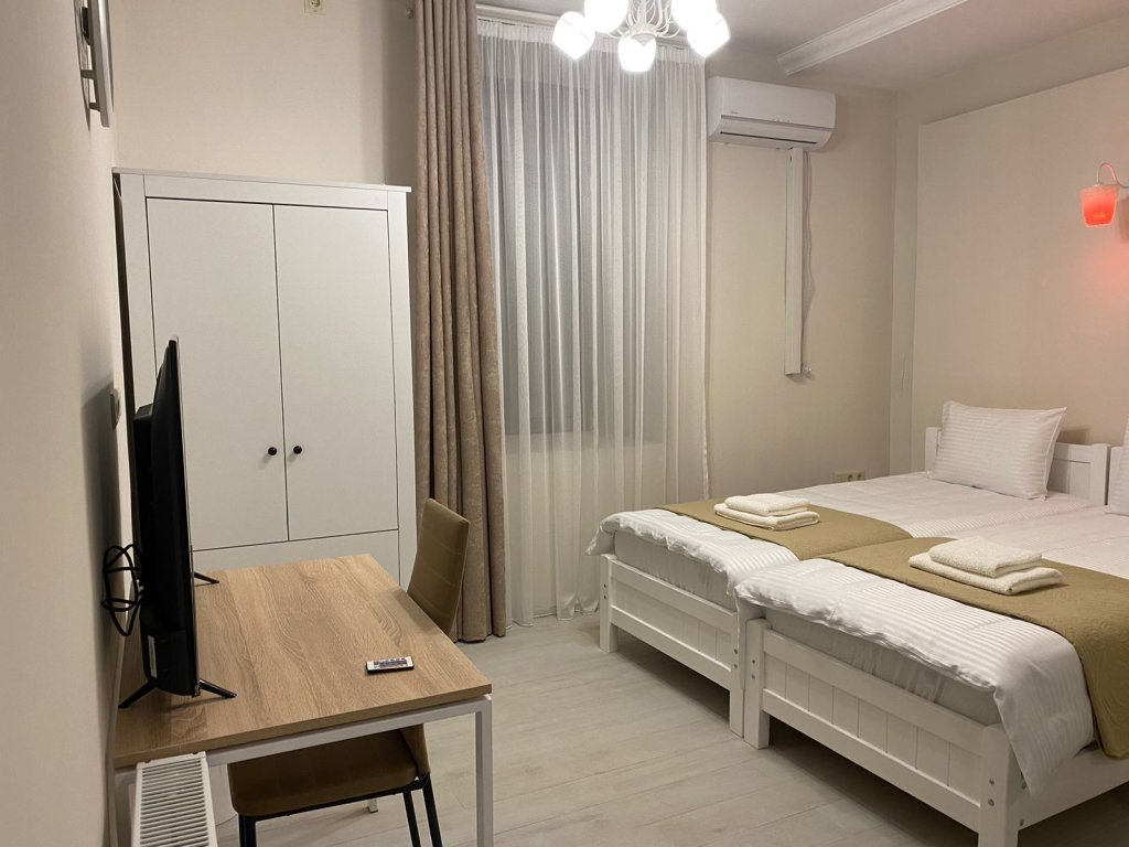 Тбилиси: Мини-отель Cultural Crossing Hotel