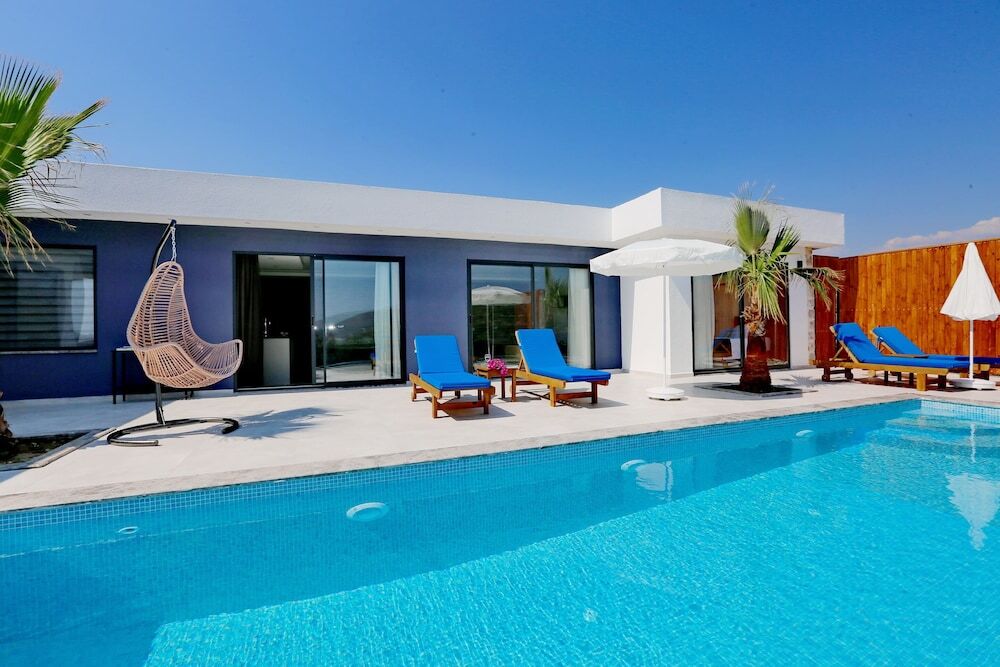 Патара: Golden Villas