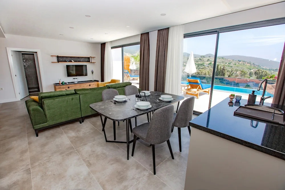 Патара: Golden Villas
