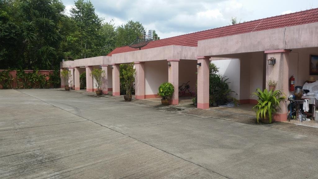 Кантанг: P.K Inn