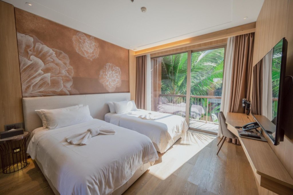 Самутсонгкхрам: Riverton Hotel