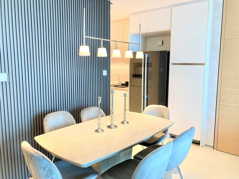Дубай: 2BR Luxury Apartment at the Address Beach Residence