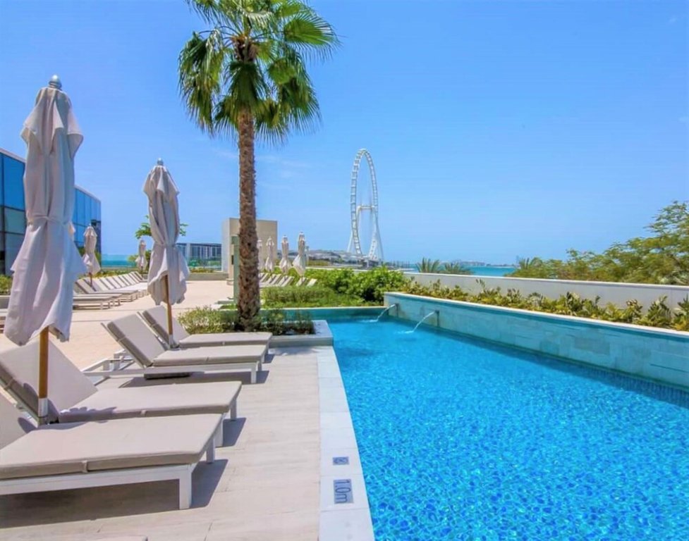 Дубай: 2BR Luxury Apartment at the Address Beach Residence
