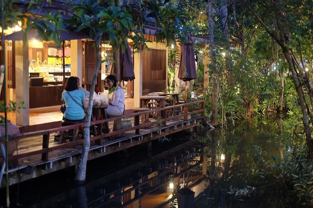 Ампхава: RoomQuest Amphawa Floating Market