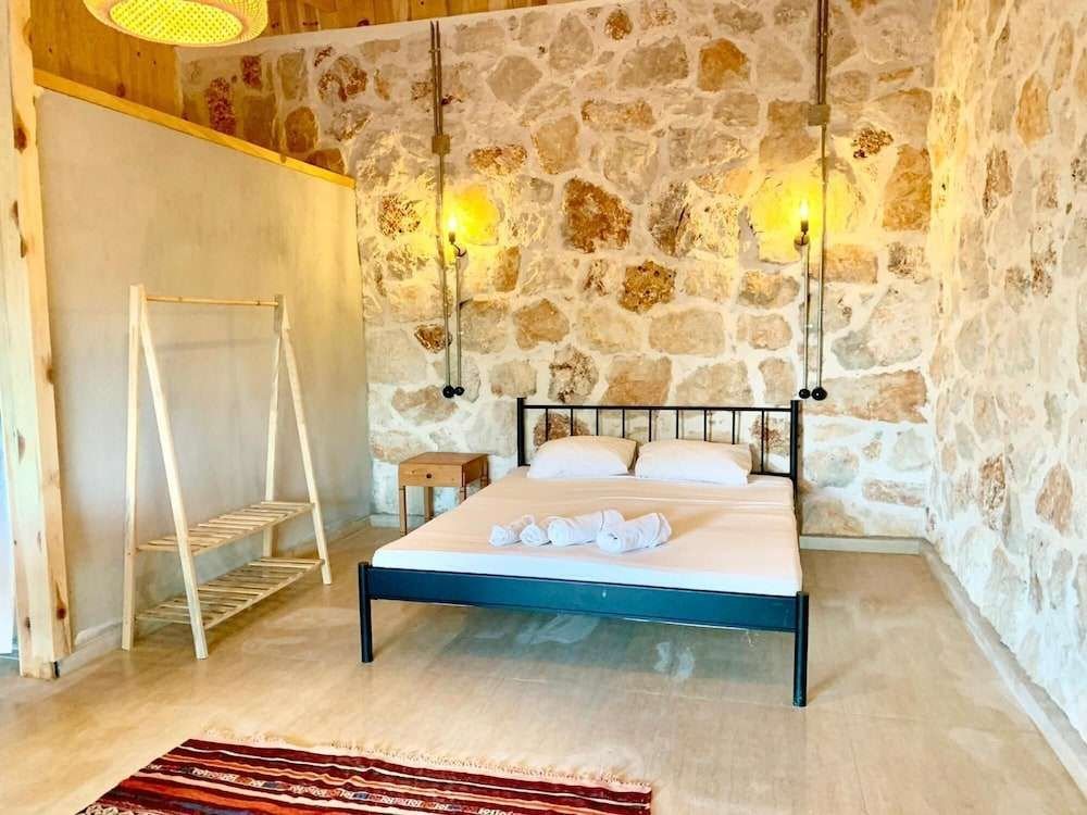 Каш: Serene House Surrounded by Nature in Kas
