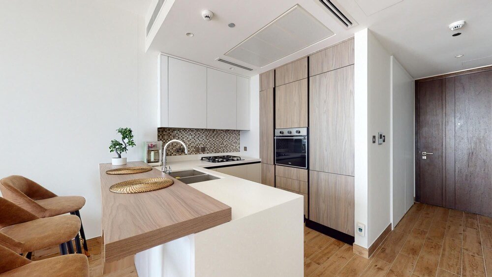 Дубай: Dubai Marina - Jumeirah Living Marina Gate 3 3804