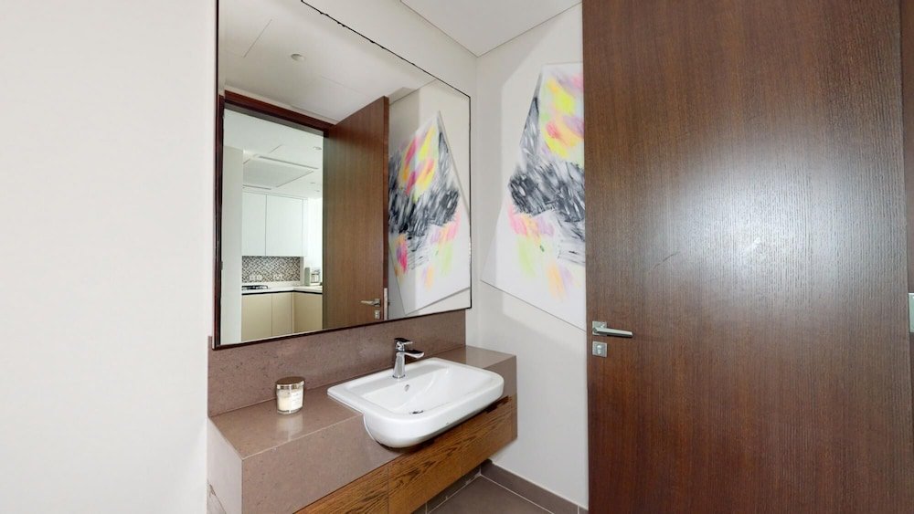 Дубай: Dubai Marina - Jumeirah Living Marina Gate 3 3804