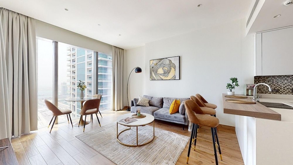 Дубай: Dubai Marina - Jumeirah Living Marina Gate 3 3804