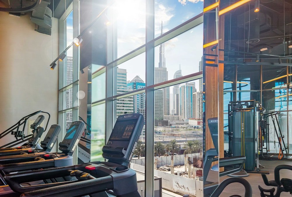 Дубай: LUX The Northside 15 Burj Khalifa View Suite