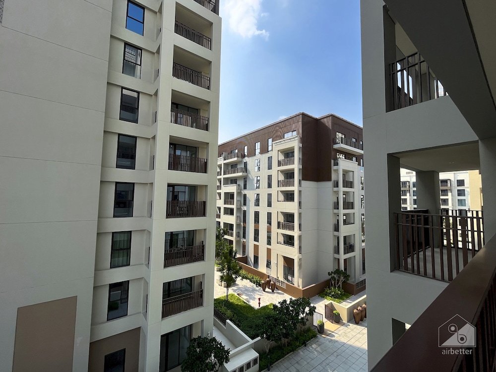 Дубай: Creek Beach Dubai to Stunning 2B Apt with Balcony in Dubai Creek Harbour