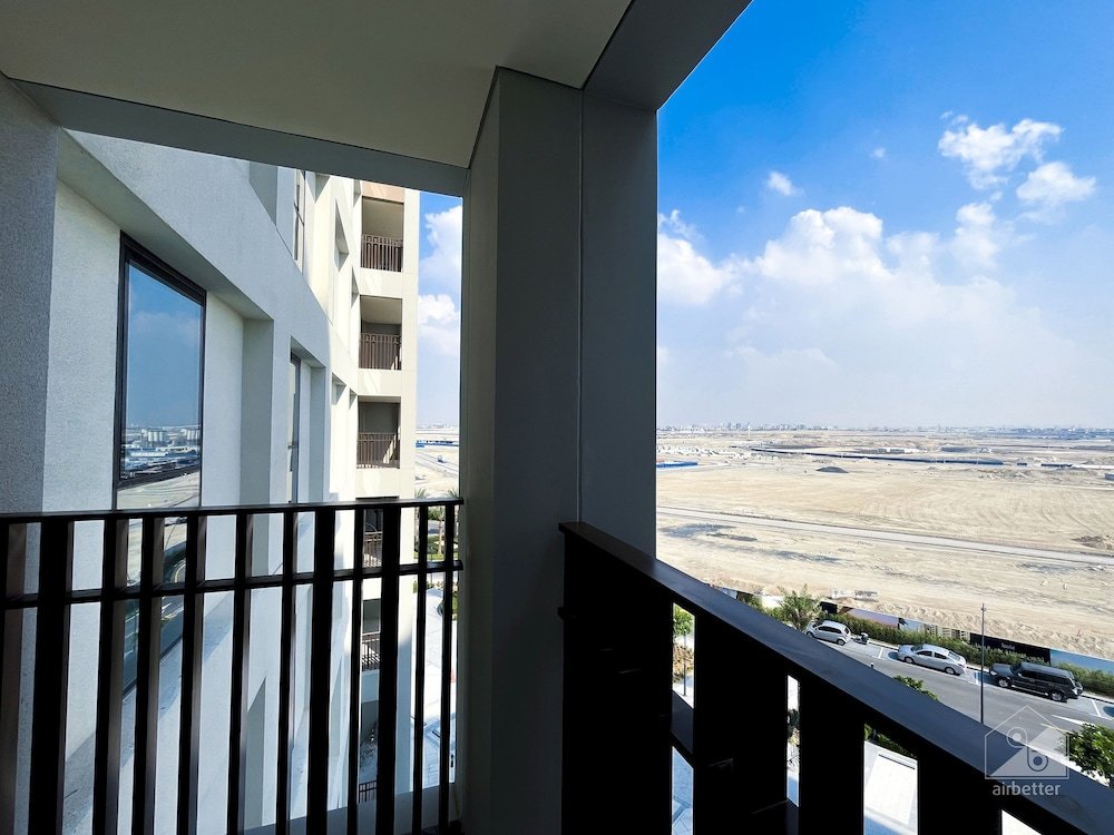 Дубай: Creek Beach Dubai to Stunning 2B Apt with Balcony in Dubai Creek Harbour