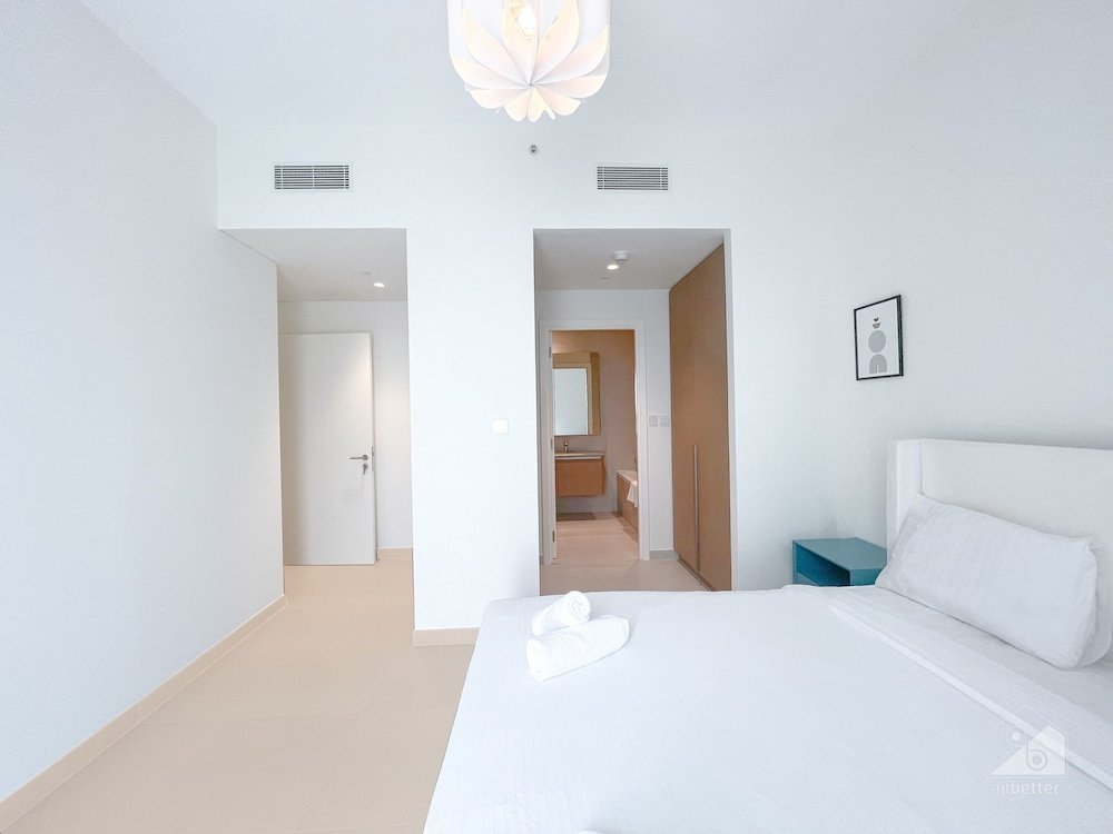 Дубай: Creek Beach Dubai to Stunning 2B Apt with Balcony in Dubai Creek Harbour
