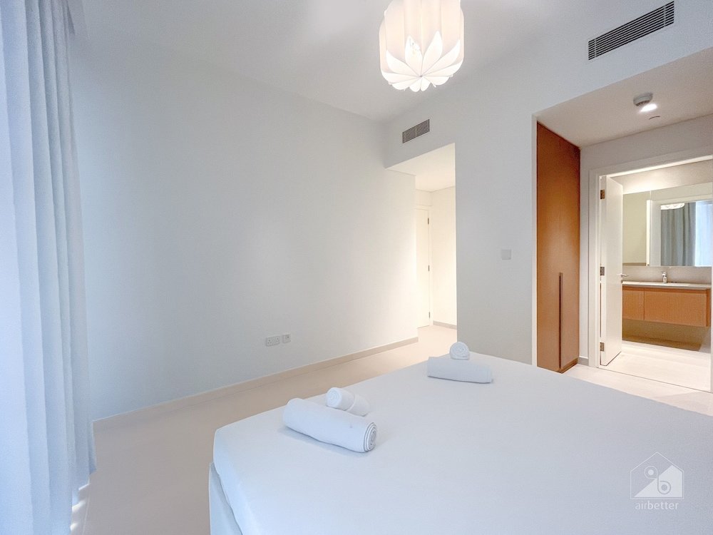 Дубай: Creek Beach Dubai to Stunning 2B Apt with Balcony in Dubai Creek Harbour
